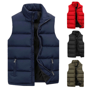 Automne hiver hommes tissu léger gilet à la mode sans manches col montant bouffant veste poches chaudes épaissir manteau OEM Service - Product Image 4