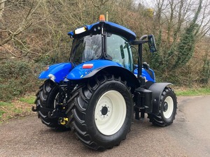 Bon prix Tracteur agricole New-Holland Faible consommation de carburant Tracteur New Hollands T6070 140CV Tracteur à roues Disponible en Autriche - Product Image 4