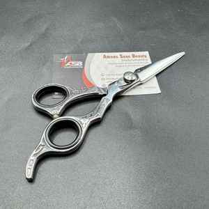 กรรไกรสแตนเลสสตีลญี่ปุ่น6นิ้วสีเงินสีฟ้าสีดำแบบใบมีดคมสำหรับใช้ในร้านตัดผม - Product Image 4