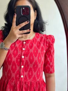 เดรสแม็กซี่แฟชั่นสำหรับผู้หญิงเดรสยาวพิมพ์ลายพื้นเมืองมีระบายชายเสื้อและแขนพัฟเหมาะสำหรับการแต่งตัวแบบลำลองและสไตล์รีสอร์ท - Product Image 3