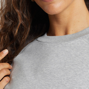 Sudadera recortada Premium para mujer, sudadera duradera para Yoga y trajes informales, Sudadera corta a medida para moda - Product Image 5