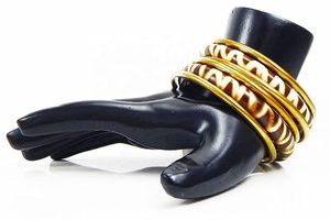 Ensemble de bracelets en résine et laiton Bracelets de mode faits à la main pour femmes Collection de bijoux ethniques, bohèmes et de fête - Product Image 3