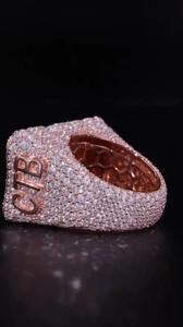 แหวนฮิปฮอปประดับเพชรโมอิสสีทองทรงกลมดีไซน์หรูหราได้รับการรับรองจาก Gra - Product Image 3