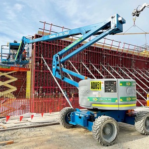 Đa năng Nâng Nền tảng Cherry picker với hoạt động ổn định và thiết kế nhỏ gọn cho không gian chật hẹp - Product Image 1