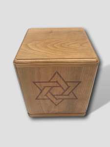 Urna Funeraria de Madera con Estrella de David, Hecha a Mano, para Cremación, para Hombres Adultos, de Madera de Haya - Product Image 3