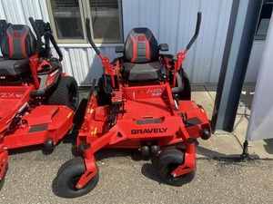 Cortadora de césped comercial 25HP Zero Turn Riding 125cc Motor de 4 tiempos 24V Control remoto Potencia de gasolina 1000mm Altura máxima de corte DIY - Product Image 3