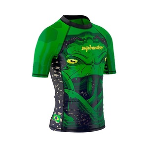 Shorts de combat MMA personnalisés par sublimation, vêtements d'arts martiaux, vêtements de sport unisexes avec des caractéristiques extensibles et à séchage rapide pour adultes - Product Image 5