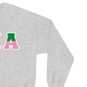 Sudadera de cuello redondo con letras de dos tonos AKA, gris jaspeado con letras griegas verdes y rosas, jersey de forro polar para hermandad - Product Image 2