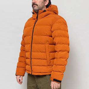 Veste matelassée oversize à fermeture éclair de qualité supérieure pour homme, chaude pour l'hiver, personnalisée, matelassée, imperméable, de haute qualité, en duvet - Product Image 3