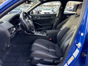 Honda Civic Sport CVT d'occasion propre 2024 - Product Image 4