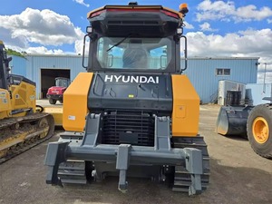 รถดันดินไฮดรอลิก Hyundai HD100 LGP รุ่นใหม่ พร้อมเครื่องยนต์ มอเตอร์ เกียร์ ระบบไฮดรอลิกนำเข้า อุปกรณ์ก่อสร้างสำหรับขาย - Product Image 5