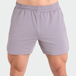 Pantalones cortos casuales de verano para hombre, pantalones cortos de color caramelo, pantalones cortos de playa finos holgados de secado rápido para hombre - Product Image 1