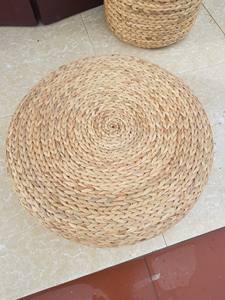 Otomana de jacinto de agua natural con cojín artesanal: decoración perfecta para el salón - Product Image 4