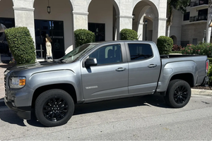 พร้อมขับขี่ - รถพวงมาลัยซ้ายมือสอง |   พวงมาลัยขวา |   ระยะทาง 5,000 ไมล์ ปี 2022 รถจีเอ็มซี แคนยอน อีลิเวชั่น ครูว์แค็บ - Product Image 2