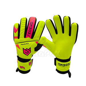 Venta al por mayor guantes de portero de cuero profesional dedo completo diseño impermeable para adultos jóvenes precio de fábrica para el entrenamiento - Product Image 2