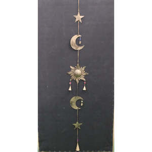 Ensemble de 5 carillons éoliens bohèmes antiques en fer recyclé de 8 pouces, avec soleil, lune et étoile, attrape-vent, cadeau commémoratif - Product Image 2