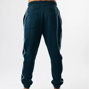 Pantalon de survêtement décontracté noir pour homme Pantalon de sport en toile confortable et léger pour l'entraînement d'hiver OEM personnalisé - Product Image 2