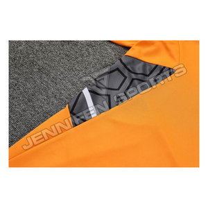 Traje de entrenamiento de fútbol para hombre personalizado Club Team Hoodie + pantalón conjunto 100% tela de poliéster sublimación impresa ropa deportiva de alta calidad - Product Image 4