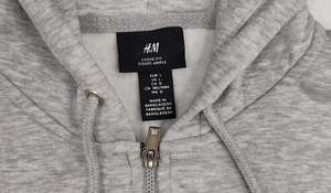 Sweat à capuche pour homme avec tissu teint uni prêt à exporter en stock au Bangladesh vêtements au prix de gros Service OEM Sweat à capuche pour homme - Product Image 3