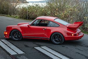 1993 pour 911 Turbo Coupé, boîte manuelle 5 vitesses, conduite à gauche, essence, sièges foncés, 4 cylindres, modifications de performance - Product Image 3