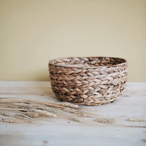 Cuenco tejido de jacinto de agua hecho a mano OEM-Cesta decorativa y de almacenamiento ecológica - Product Image 3