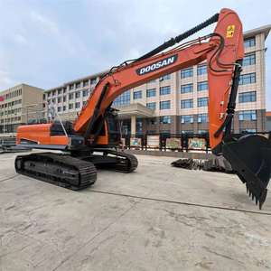 Excavatrice sur chenilles Doosan DX300LC-9C d'occasion, robuste, non remise à neuf, en bon état, à vendre - Product Image 2