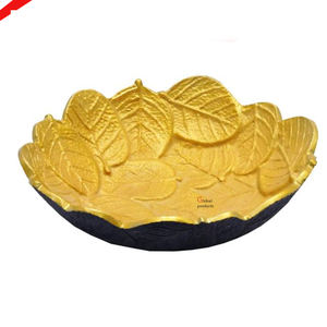 Recipiente para servir de metal de forma redonda con acabado en plata, con hermoso diseño de flores para hotel en casa - Product Image 4