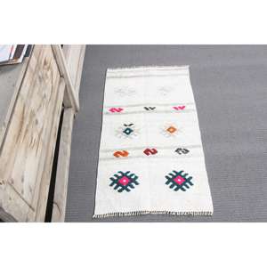 Alfombra Turca Vintage Pequeña de 1.7x3.1 pies, Alfombra Oriental Blanca y Azul - Product Image 3