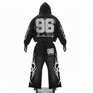 Conjunto Deportivo de Alta Calidad para Adultos, Hombres y Mujeres, Traje Deportivo de 2 Piezas con Pedrería, Logotipo Serigrafiado con Efecto Desgastado por el Sol - Product Image 3