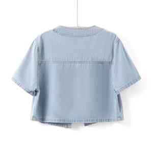 Diseñado para mujeres audaces y hermosas que se expresan a través de su elección de nuestros tops de mezclilla. - Product Image 2