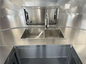 Remolque de Comida Pequeño para Crepas, Gelato y Más |   Camión de comida callejera europea a buen precio - Product Image 2