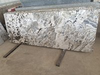Vente en gros de granit blanc Azul, poli de qualité supérieure, écologique, grandes dalles, pierre naturelle, haute résistance, veines uniques, design moderne