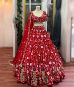 D FASHION GURU Lehenga de Diseño Elegante con Malla Suave, Largo hasta el Suelo, Hermoso Bordado Pesado con Lentejuelas y Capas de Can-Can, Nupcial - Product Image 3