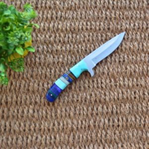 Cuchillo de Caza Galway Grove Industrial, Hecho a Mano, de Acero Inoxidable Damasco, con Mango Decorativo Grabado, Punta de Clip, Filo Plano, Fijo - Product Image 4