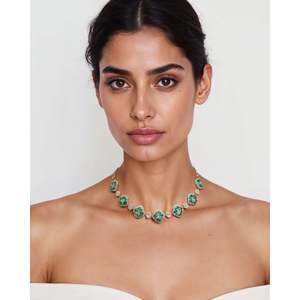 Collar de Diamantes Esmeralda Calliope - Product Image 2