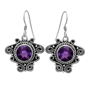 Pierre précieuse d'améthyste violette naturelle en argent sterling 925 boucles d'oreilles de fête bijoux faits à la main dernière conception fournisseurs en vrac - Product Image 1