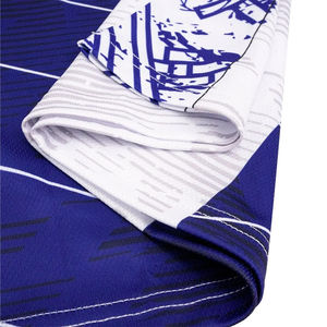 Camisetas de fútbol personalizadas: transpirables de secado rápido, diseño personalizado, servicios OEM de Pakistán - Product Image 4