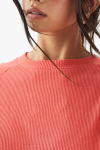 Nueva sudadera de algodón 100% para mujer, llegada en 2025, con logotipo personalizado impreso en DTF, estilo urbano, cómoda y holgada. - Product Image 3