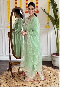 Pantalon Kurti élégant brodé de couleur Pista de style occidental indien avec organza Dupatta pour dame vêtements et accessoires à vendre - Product Image 3