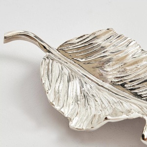 Bol de service à chips Design Leaf Meilleure qualité Plat de collations en métal de longue taille Fête de fête Fournitures de restaurant et d'hôtel Bol de service - Product Image 5