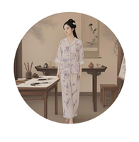 Collection de vêtements d'intérieur 2 pièces 100% chanvre teint à la plante, coupe ample, motif floral intégral, ensemble éthéré pour la maison