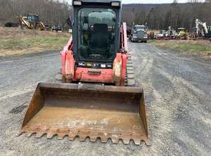 รถตักล้อยาง Kubota SVL75.2 มือสองสมรรถนะสูง พร้อมบุ้งกี๋ สำหรับงานก่อสร้างในฟาร์มและการขนย้ายวัสดุก่อสร้าง - Product Image 4