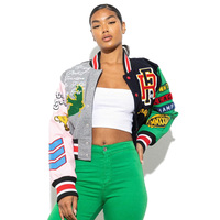 Veste universitaire matelassée pour femmes en gros, design court, logo personnalisé, broderie de lettres, doublure 100% laine, coton écologique