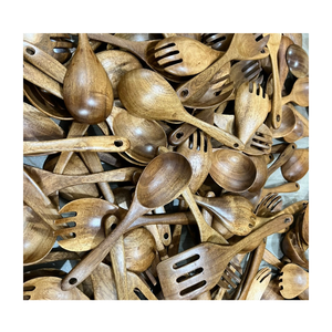 Ustensile de cuisine vietnamien personnalisé écologique et de haute qualité, cuillère en bois de cuisine de 99 GD - Product Image 1