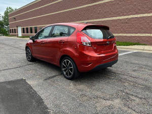 Usado 2019 F-or-d Fi-es-ta SE LHD - Product Image 5