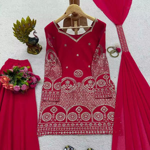 Nouveau concepteur de vêtements de fête et de mariage Faux Georgette séquence lourde broderie haut de travail et Sharara avec travail lourd Dupatta - Product Image 1