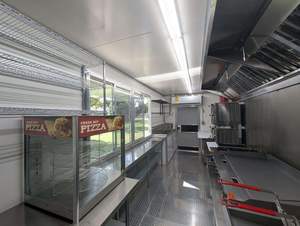 Remolque de Comida Equipado de 24 pies para Pizza y Alitas de Pollo en Venta - Product Image 3