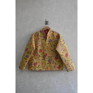 Chaqueta Reversible de Algodón Tejido Acolchado Ecológico para Mujer, Chaqueta Cálida de Manga Larga con Estampado Floral Hecho a Mano - Product Image 1
