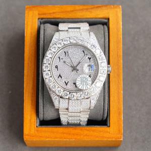 Reloj D-7 al por Mayor con Logotipo Personalizado, Reloj de Lujo para Hombre con Esfera Bling de Dos Tonos en Oro Blanco, Estilo Hip Hop con Cristales de Diamante - Product Image 3