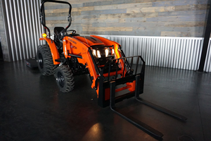 OFERTA DE FÁBRICA: Tractor Agrícola Shibaura Bad Boy 4025H y Bad Boy 4035 de 70HP 4WD con Caja de Cambios y Bomba Disponible para la Venta - Product Image 5